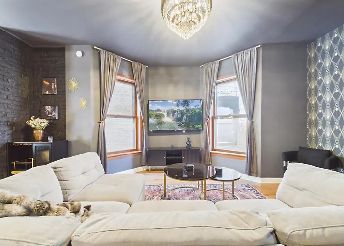 Apartamento The Dakin Estate 4br Art Deco Speakeasy Duplex
