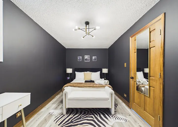 Apartamento The Dakin Estate 4br Art Deco Speakeasy Duplex